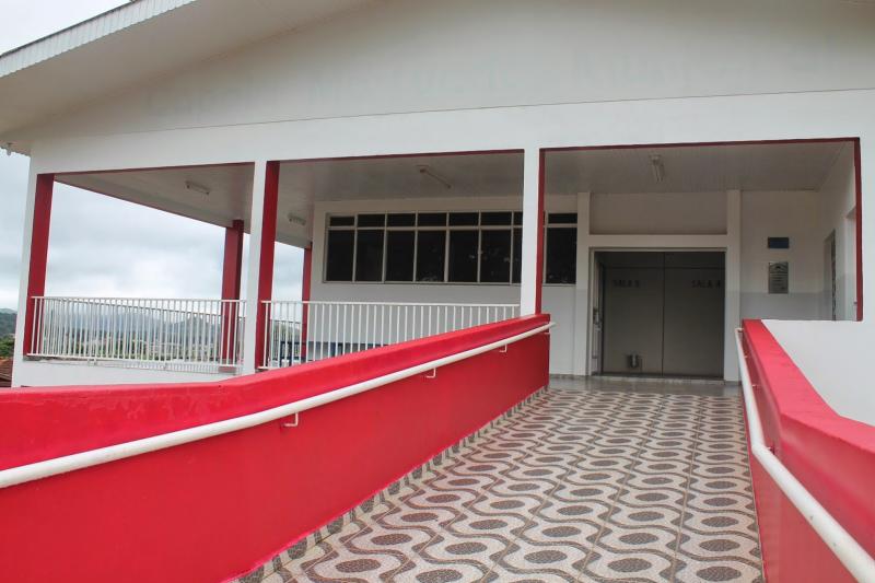 Indicações sugerem melhorias na Capela Mortuária e limpeza no Cemitério Municipal
